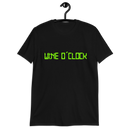 Kortärmad t-shirt i unisex-modell med texten - Wine o clock