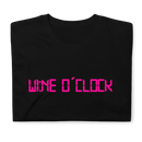 Kortärmad t-shirt i unisex-modell med texten - Wine o clock