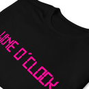 Kortärmad t-shirt i unisex-modell med texten - Wine o clock