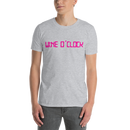Kortärmad t-shirt i unisex-modell med texten - Wine o clock