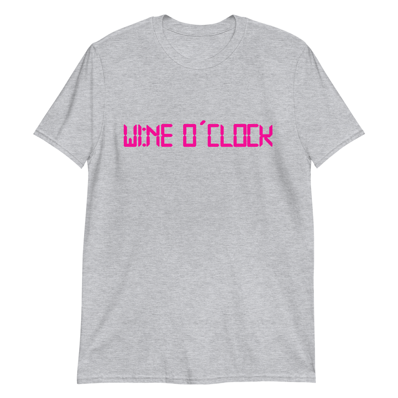 Kortärmad t-shirt i unisex-modell med texten - Wine o clock
