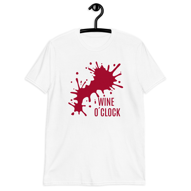Copy of Kortärmad t-shirt i unisex-modell med texten - Wine o clock