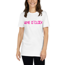 Kortärmad t-shirt i unisex-modell med texten - Wine o clock