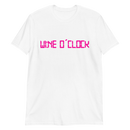 Kortärmad t-shirt i unisex-modell med texten - Wine o clock