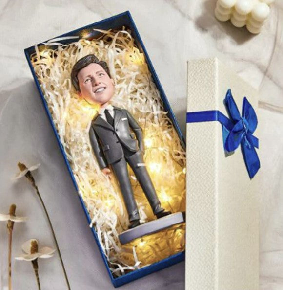 Mini-me figur - Cash is king