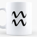 Porslinsmugg med stjärntecknet Vattumannen