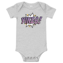 Babybody med texten "YIKES!"