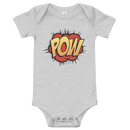 Babybody med texten "POW"