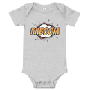 Babybody med texten "KABOOM"