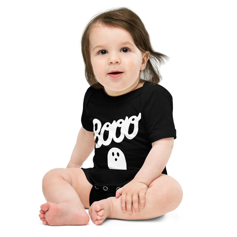 Babybody med texten "Booo"