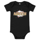 Babybody med texten "KABOOM"