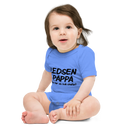 Babybody med texten "Ledsen pappa, nu har du två chefer"