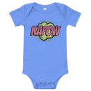 Babybody med texten "KAPOW"