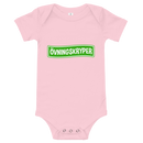 Babybody med texten "ÖVNINGSKRYPER"