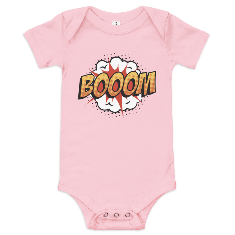 Babybody med texten "BOOM"