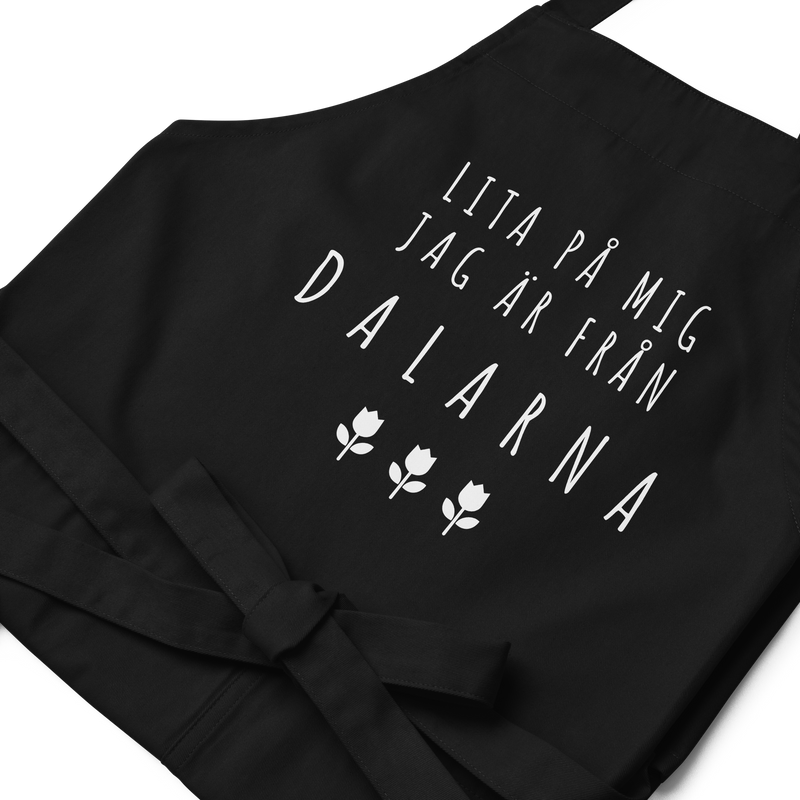 Förkläde med texten "Lita på mig jag är från dalarna"