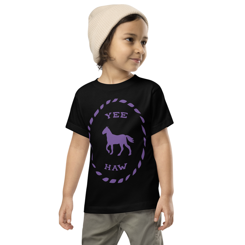 T-shirt för barn med texten "YEE HA"