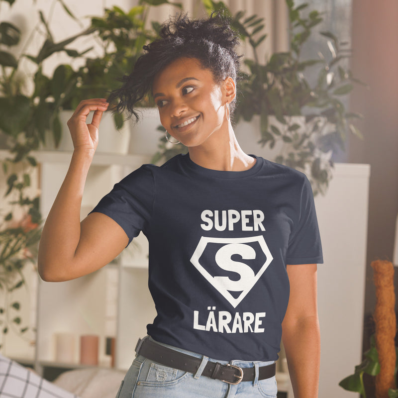 Kortärmad t-shirt i unisex-modell med texten - Superlärare