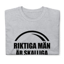 Kortärmad t-shirt i unisex-modell med texten - Riktiga män