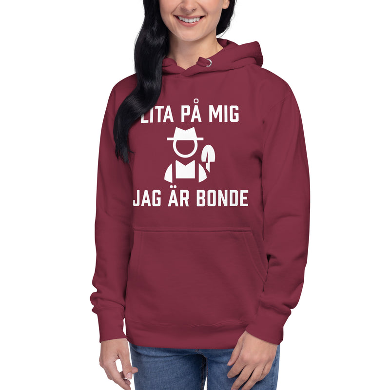 Hoodie med texten "Lita på mig, jag är bonde"