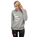 Sweatshirt med texten "ÄT DRICK OCH VAR GLAD"