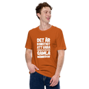 T-shirt med bild texten "Det är konstigt att vara samma ålder som gamla människor"