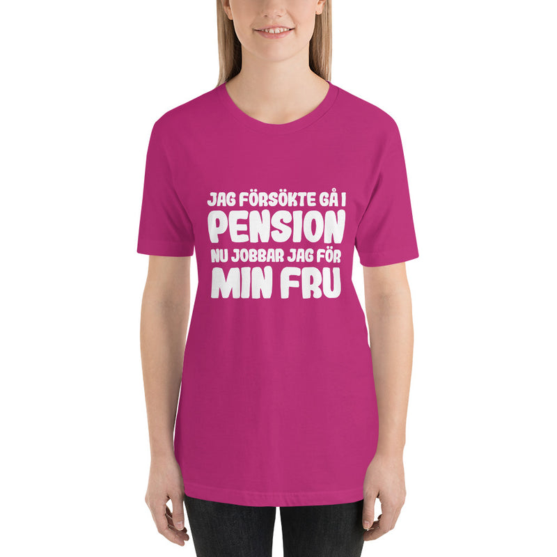 T-shirt med bild texten "Jag försökte gå i pension"
