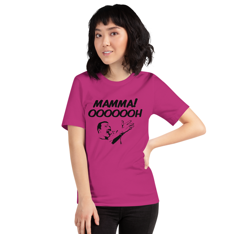 T-shirt med bild texten "Mamma! OOOOOH!"