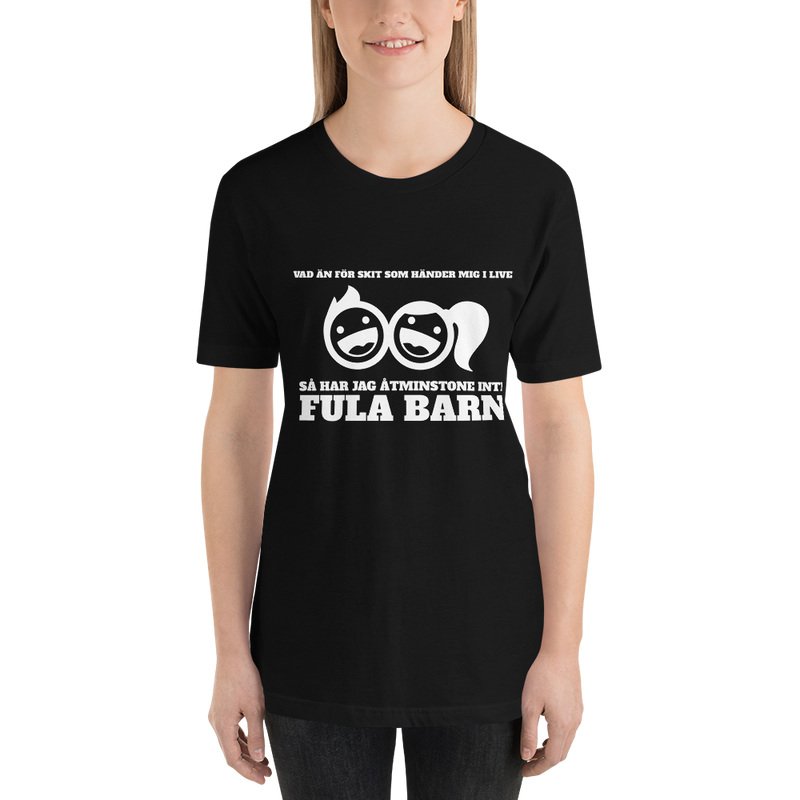 T-shirt med bild texten "Vad än för skit som händer"