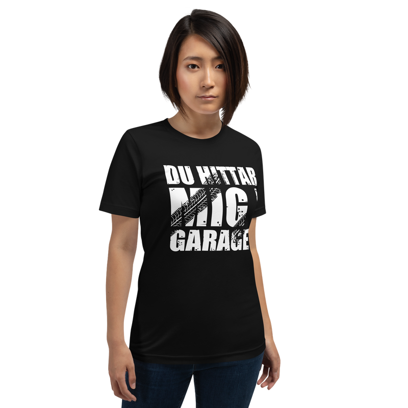 T-shirt med bild texten "Du hittar mig i garaget"
