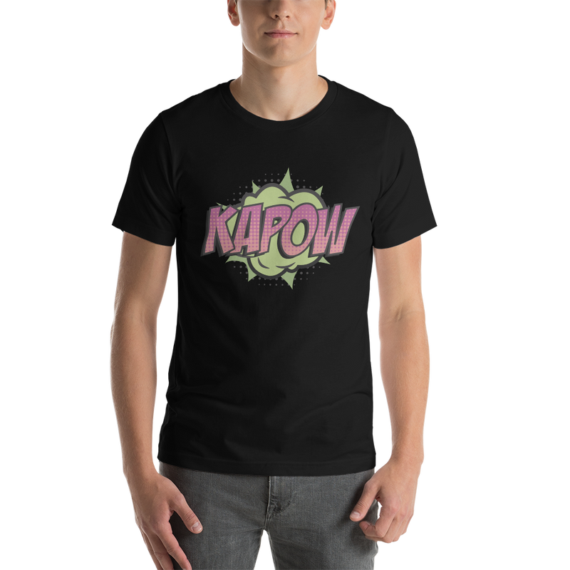 T-shirt med bild texten "KAPOW"