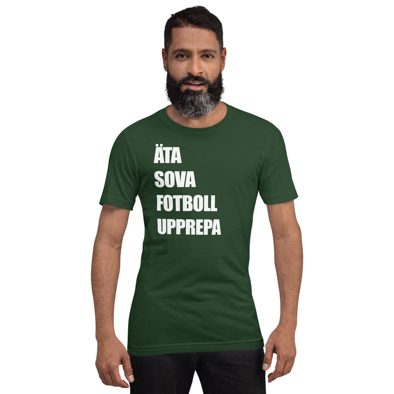 T-shirt med bild texten "ÄTA SOVA FOTBOLL UPPREPA"