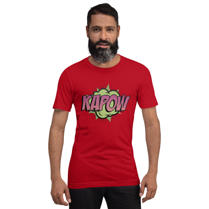 T-shirt med bild texten "KAPOW"