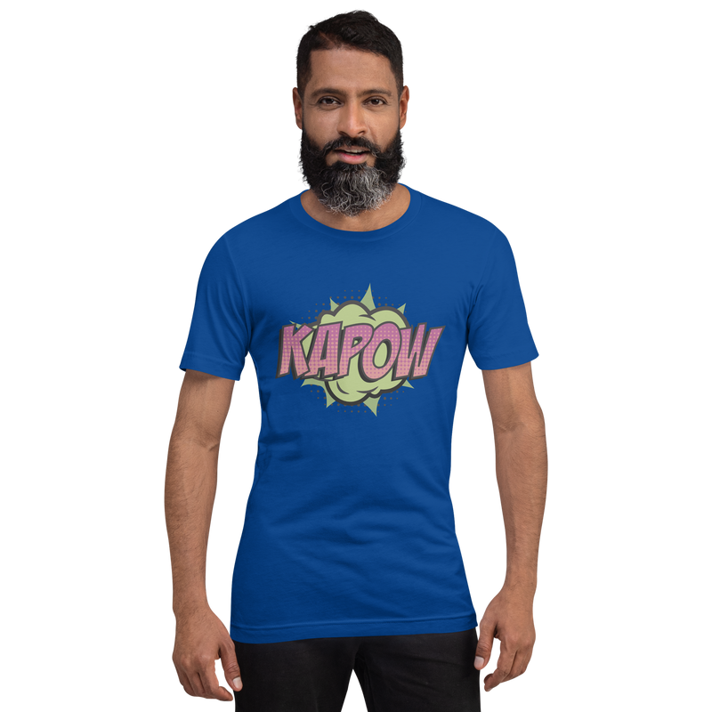 T-shirt med bild texten "KAPOW"