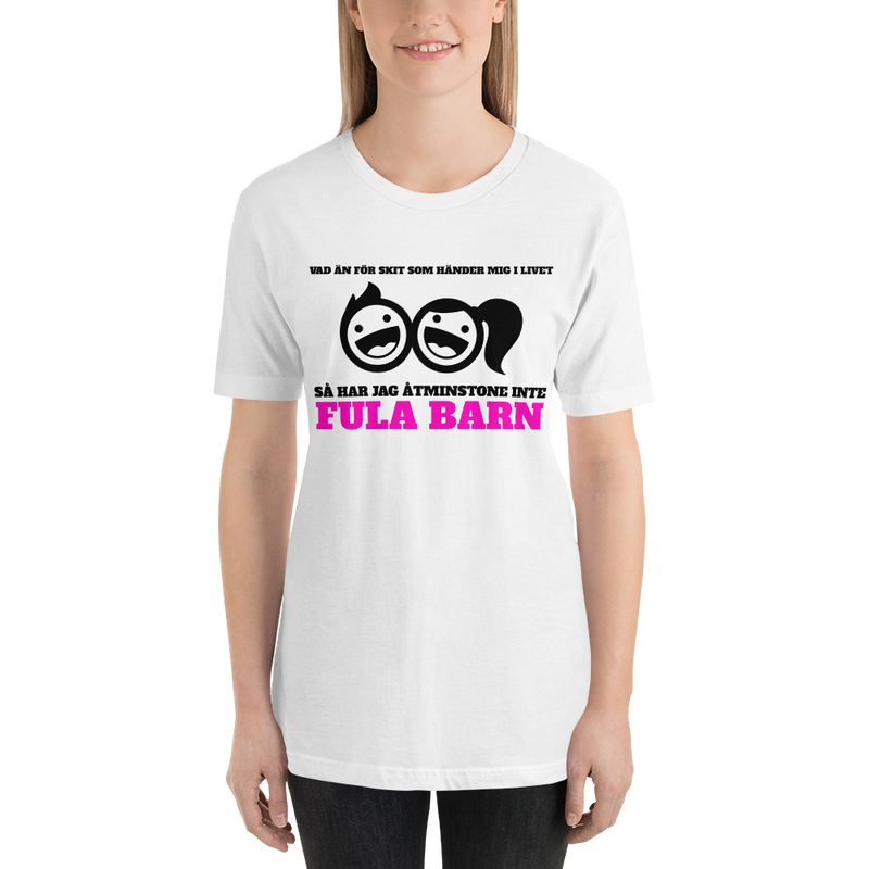 T-shirt med bild texten "Vad än för skit som händer"